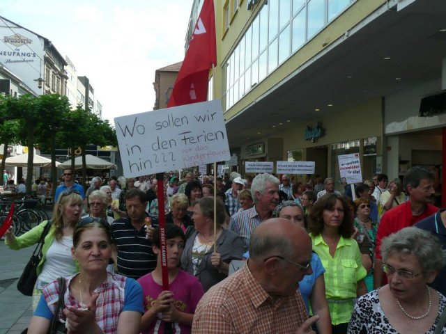 02. Juli 2013 Demo und Stadtratsitzung